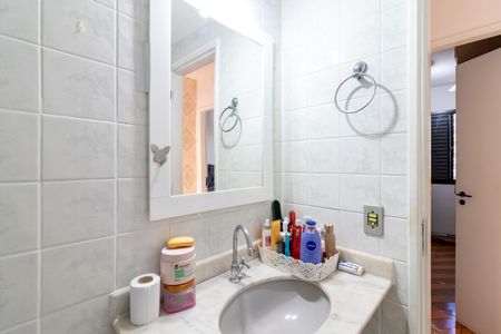 Apartamento à venda com 63m², 3 quartos e 1 vagaBanheiro Social