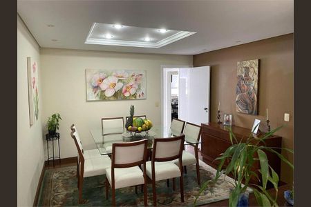 Apartamento à venda com 192m², 4 quartos e 3 vagas