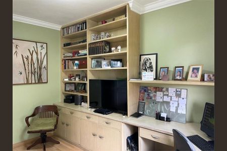 Apartamento à venda com 192m², 4 quartos e 3 vagas