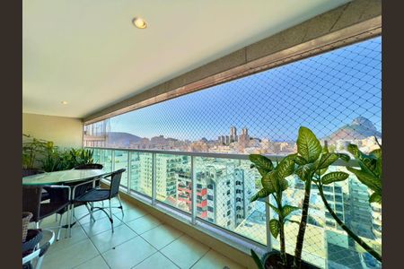 Apartamento à venda com 120m², 3 quartos e 2 vagas