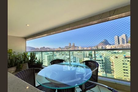 Apartamento à venda com 120m², 3 quartos e 2 vagas