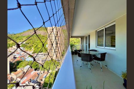 Apartamento à venda com 120m², 3 quartos e 2 vagas