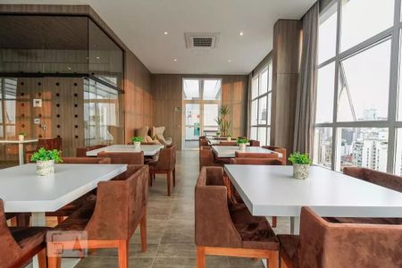 Studio à venda com 37m², 1 quarto e 1 vaga Studio à venda com 37m², 1 quarto e 1 vagaÁrea comum - Salão de festas