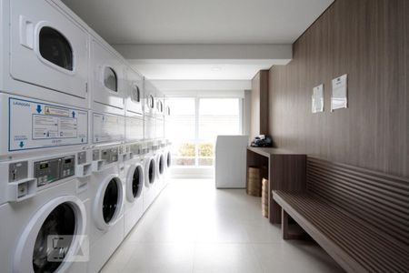 Studio à venda com 37m², 1 quarto e 1 vaga Studio à venda com 37m², 1 quarto e 1 vagaLavanderia