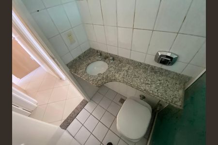 Apartamento à venda com 154m², 3 quartos e 2 vagas Apartamento à venda com 154m², 3 quartos e 2 vagasBanheiro Social