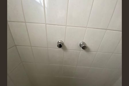 Apartamento à venda com 154m², 3 quartos e 2 vagas Apartamento à venda com 154m², 3 quartos e 2 vagasBanheiro de Serviço