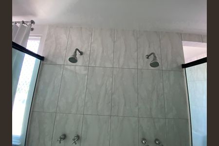 Apartamento à venda com 154m², 3 quartos e 2 vagas Apartamento à venda com 154m², 3 quartos e 2 vagasBanheiro da Suíte 2