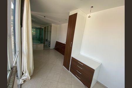 Apartamento à venda com 154m², 3 quartos e 2 vagas Apartamento à venda com 154m², 3 quartos e 2 vagasSuíte 2