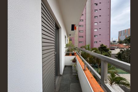 Apartamento à venda com 82m², 3 quartos e 1 vaga Apartamento à venda com 82m², 3 quartos e 1 vagaSacada