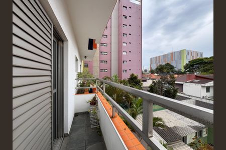 Apartamento à venda com 82m², 3 quartos e 1 vaga Apartamento à venda com 82m², 3 quartos e 1 vagaSacada