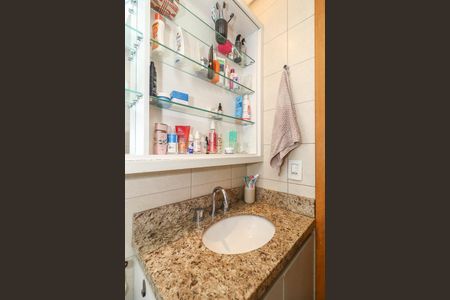 Apartamento à venda com 69m², 3 quartos e 1 vagaBanheiro da Suíte