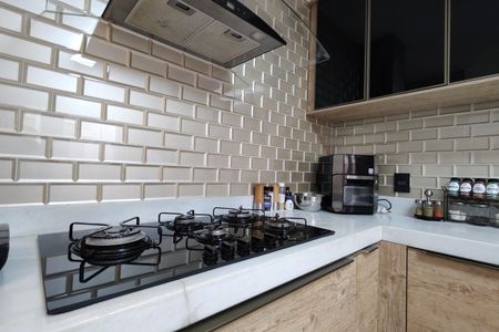 Casa de condomínio à venda com 215m², 3 quartos e 2 vagas Casa de condomínio à venda com 215m², 3 quartos e 2 vagasCozinha - Armários