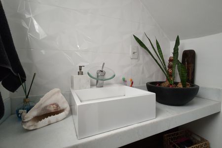 Casa de condomínio à venda com 215m², 3 quartos e 2 vagas Casa de condomínio à venda com 215m², 3 quartos e 2 vagasLavabo