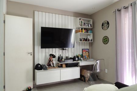 Casa de condomínio à venda com 215m², 3 quartos e 2 vagasSuíte