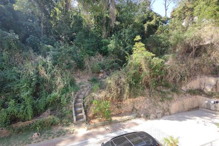 Casa de condomínio à venda com 215m², 3 quartos e 2 vagas Casa de condomínio à venda com 215m², 3 quartos e 2 vagasVaranda dos Quartos