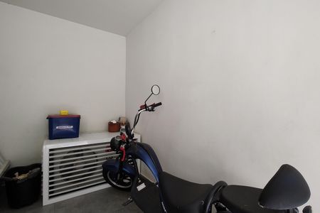 Casa de condomínio à venda com 215m², 3 quartos e 2 vagas Casa de condomínio à venda com 215m², 3 quartos e 2 vagasGaragem