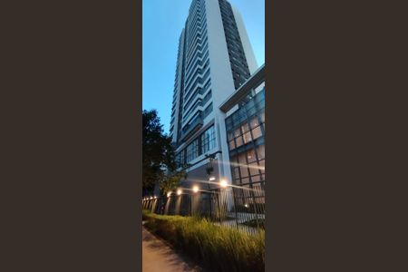 Apartamento à venda com 81m², 2 quartos e 1 vaga Apartamento à venda com 81m², 2 quartos e 1 vagaFachada