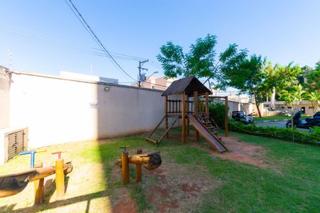 Apartamento à venda com 64m², 3 quartos e 1 vaga Apartamento à venda com 64m², 3 quartos e 1 vagaÁrea comum - Playground