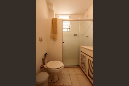 Banheiro de kitnet/studio para alugar com 1 quarto, 47m² em São Conrado, Rio de Janeiro