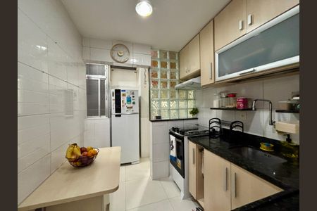 Apartamento à venda com 73m², 2 quartos e sem vaga Apartamento à venda com 73m², 2 quartos e sem vagaCozinha