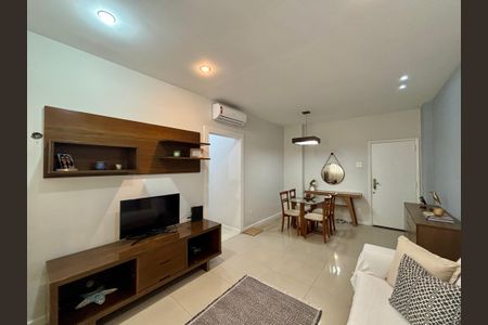 Apartamento à venda com 73m², 2 quartos e sem vaga Apartamento à venda com 73m², 2 quartos e sem vagaSala