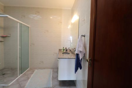 Apartamento para alugar com 300m², 3 quartos e 3 vagas Apartamento para alugar com 300m², 3 quartos e 3 vagasBanheiro Suíte