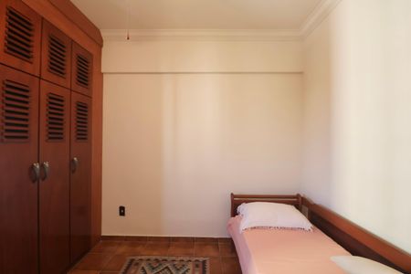 Apartamento para alugar com 300m², 3 quartos e 3 vagas Apartamento para alugar com 300m², 3 quartos e 3 vagasQuarto