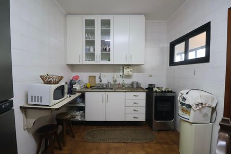 Apartamento para alugar com 300m², 3 quartos e 3 vagas Apartamento para alugar com 300m², 3 quartos e 3 vagasCozinha