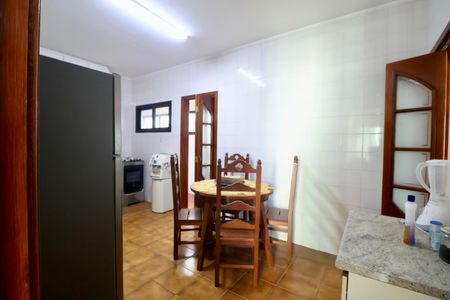 Apartamento para alugar com 300m², 3 quartos e 3 vagas Apartamento para alugar com 300m², 3 quartos e 3 vagasCozinha