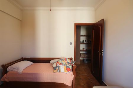 Apartamento para alugar com 300m², 3 quartos e 3 vagas Apartamento para alugar com 300m², 3 quartos e 3 vagasQuarto