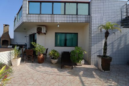 Apartamento para alugar com 300m², 3 quartos e 3 vagas Apartamento para alugar com 300m², 3 quartos e 3 vagasVaranda gourmet