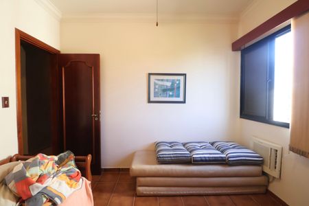 Apartamento para alugar com 300m², 3 quartos e 3 vagas Apartamento para alugar com 300m², 3 quartos e 3 vagasQuarto