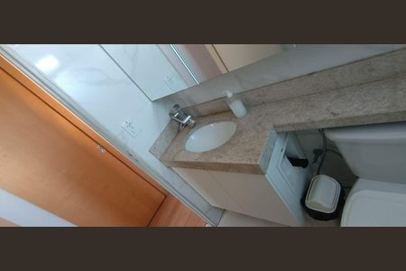 Apartamento à venda com 60m², 3 quartos e 1 vaga Apartamento à venda com 60m², 3 quartos e 1 vagaBanheiro