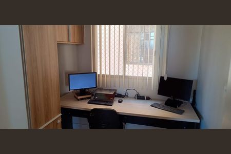Apartamento à venda com 60m², 3 quartos e 1 vaga Apartamento à venda com 60m², 3 quartos e 1 vagaEscritório