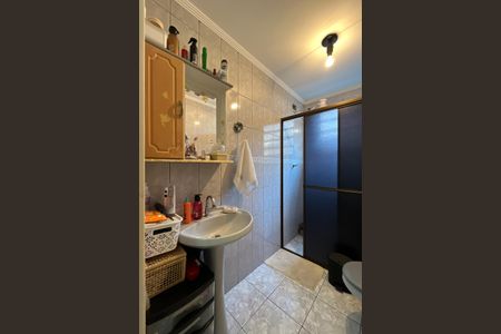 Casa à venda com 100m², 3 quartos e 2 vagas Casa à venda com 100m², 3 quartos e 2 vagasBanheiro Corredor 2
