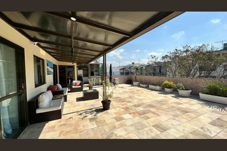 Apartamento à venda com 304m², 3 quartos e 3 vagasVaranda da Sala