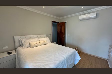 Apartamento à venda com 304m², 3 quartos e 3 vagasQuarto 1