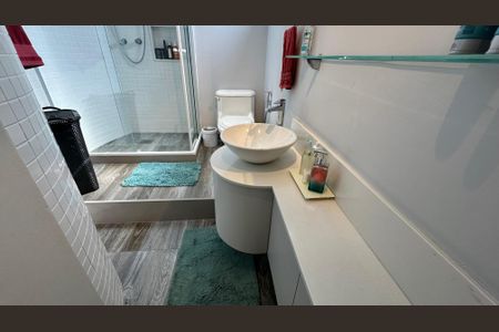 Apartamento à venda com 304m², 3 quartos e 3 vagasBanheiro quarto 3