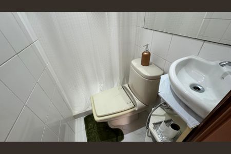 Apartamento à venda com 304m², 3 quartos e 3 vagasBanheiro de serviço