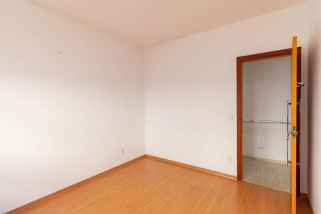 Casa à venda com 650m², 4 quartos e 5 vagasSuíte 2