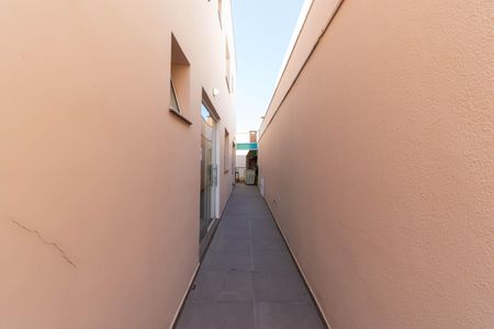 Casa à venda com 650m², 4 quartos e 5 vagasCorredor Externo