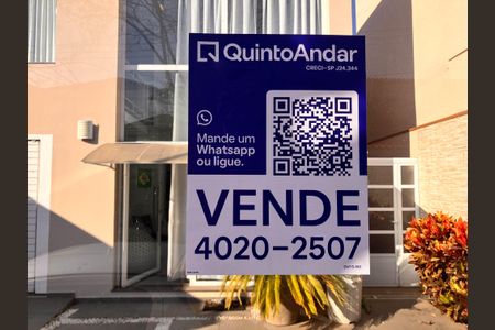 Casa à venda com 650m², 4 quartos e 5 vagasPlaca instalada