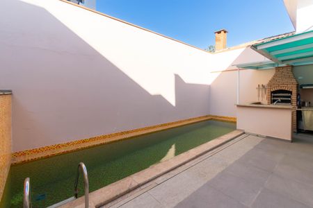 Casa à venda com 650m², 4 quartos e 5 vagasPiscina