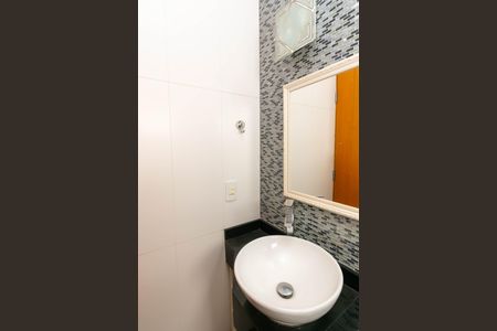 Casa à venda com 650m², 4 quartos e 5 vagasBanheiro da Suíte 2