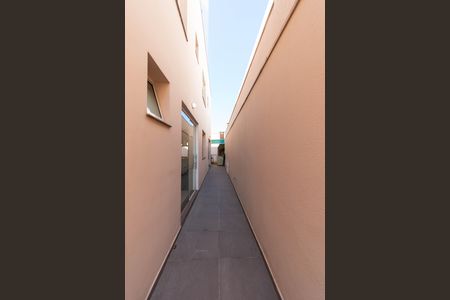 Casa à venda com 650m², 4 quartos e 5 vagasCorredor Externo