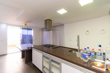 Casa à venda com 650m², 4 quartos e 5 vagasCozinha