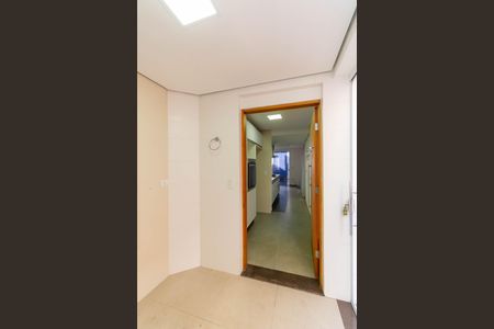 Casa à venda com 650m², 4 quartos e 5 vagasÁrea de Serviço