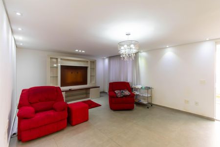 Casa à venda com 650m², 4 quartos e 5 vagasSala 2