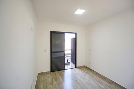 Casa à venda com 100m², 3 quartos e 2 vagas Casa à venda com 100m², 3 quartos e 2 vagasSuíte
