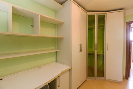 Apartamento à venda com 155m², 3 quartos e 2 vagas Apartamento à venda com 155m², 3 quartos e 2 vagasQuarto 2